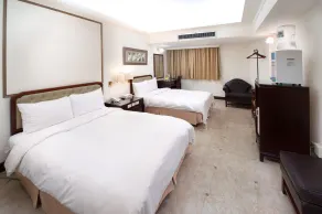 Peach Hotel - Room