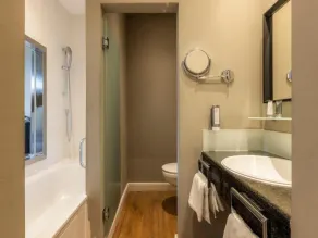 Das Nikolai Hotel - Baño