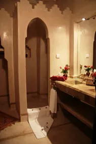 Riad Diana - Bad