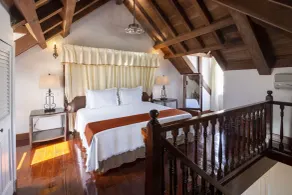 Copper and Lumber Store Hotel - Room