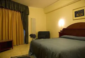 Hotel Duca Di Calabria - Værelse