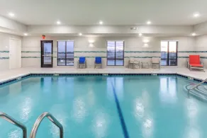 Holiday Inn Express & Suites Kearney by IHG - Basseng