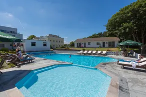 La Collinette Hotel, Cottages & Apartments - Piscine