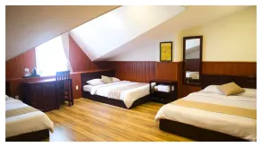Nam Xuan Premium Hotel - Vista do quarto