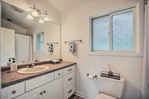 Airy & Bright Hideaway Near Smugglers' Notch! - Interiør