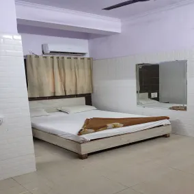 Hotel Metro Palace Resort - Room