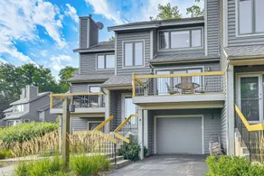 4 MI to Lake Galena: TH w/ Indoor Pool & Views! - Interior