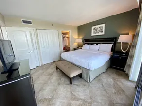 Radisson Suite Hotel Oceanfront - Chambre
