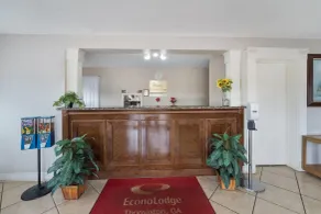 Econo Lodge Thomaston - Lobby