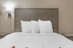 Red Roof Inn Greencastle South - Cloverdale - Room