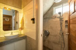 Ratchada Hotel (ROTFAI) - Bathroom