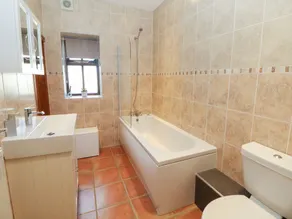 Shenton Cottage - Bathroom
