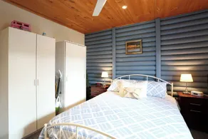 Chloes Cabin Accommodation - Værelse