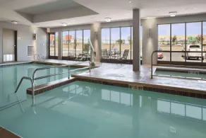 Wingate by Wyndham - Bismarck - Piscine