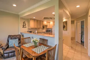 Lake Havasu Getaway w/ Golf Course & Lake Views! - Intérieur