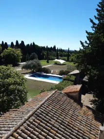 REMY A DIT - Vue de la chambre