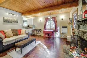 Near Slopes, Donner Lake & Trails! Woodsy Retreat - Interiør