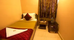 JJs PARK INN - Room