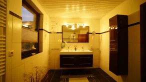 Ferienwohnung im Wald mit Kamin - Bathroom