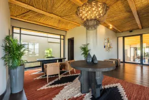 Mantis Hiddn in Addo - Reception