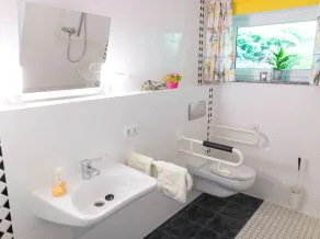 Appartamento con griglia e terrazza - Bagno