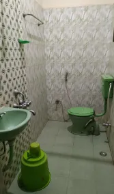 Barnabas Homestay - Bathroom