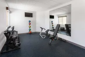 La Quinta Inn & Suites by Wyndham Woodward - Salle de remise en forme