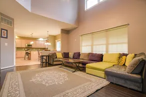 54 Mi to Dtwn DC: Spacious Family Home! - Interior