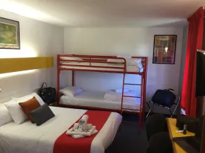 Quick Palace Poitiers - Chambre