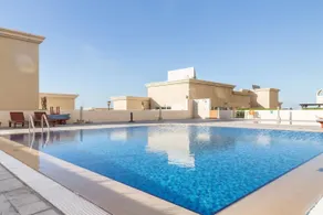 Modern Living In This 2BR Apt In The Heart of Downtown Jebel Ali - Sleeps 4! - Pool