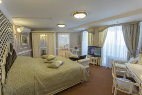 Belarus Hotel - Rom