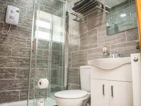 Sawrey Serviced Apartments - Baño
