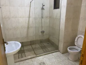 Sara Crown Hotel - Bathroom