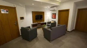 SPACE Luxury Rental Suites - Lobby sitting area