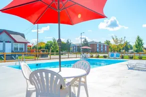 A1 Inn Niagara Falls - Piscine