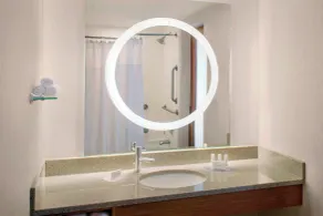SpringHill Suites Long Island Brookhaven - Salle de bain
