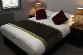 Wards Hotel - Room
