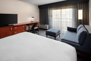 Courtyard by Marriott Bakersfield - Chambre