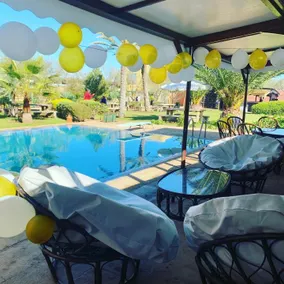 Equi Palace & Spa - Pool
