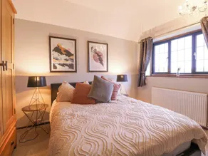 Home by the Sea - Room