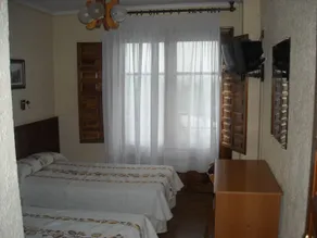 PARATENE OSTATU  - Chambre