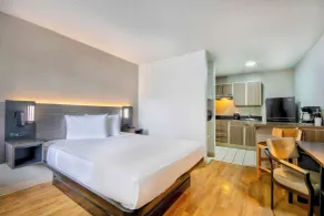 Studio 6 Extended Stay - San Antonio, TX - Six Flags - Room