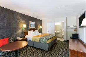 Travelodge by Wyndham Savannah Area/Richmond Hill - Chambre