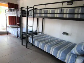 Nomads Airlie Beach - Habitación