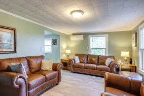 Charming Watkins Glen Home w/ Yard! - Interiör