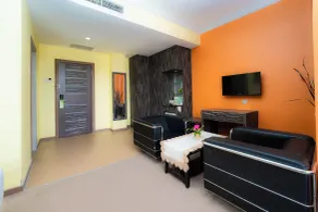 HIG Hotel & Convention - Zimmer
