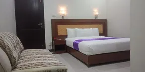 The Grand Hotel Multan - Room