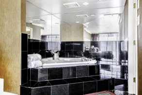 Executive Suites Hotel & Conference Center, Metro Vancouver - Chambre
