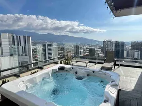 "studio on the 9th Floor" - Outdoor spa tub