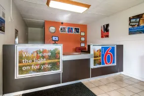 Motel 6-New Stanton, PA - Réception